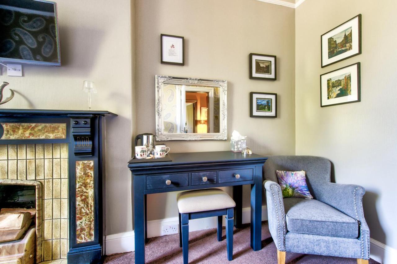 The Hedges Hotel - Edinburgh — Photos 2